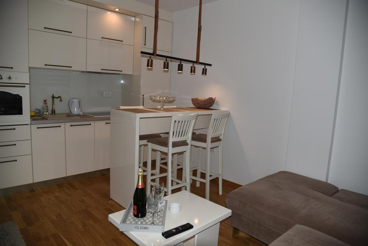 Apartment Lux Fontana Budva Ngoại thất bức ảnh